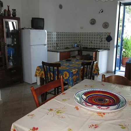 Pomelia Apartment Lipari (Isola Lipari)